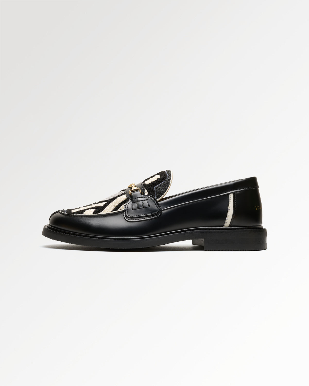 Loafer Gowtu Black / Off White