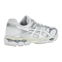 ASICS Gel-Cumulus 16 White · kolab