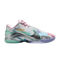 Monopoly x LeBron 22 QS 'Currency'