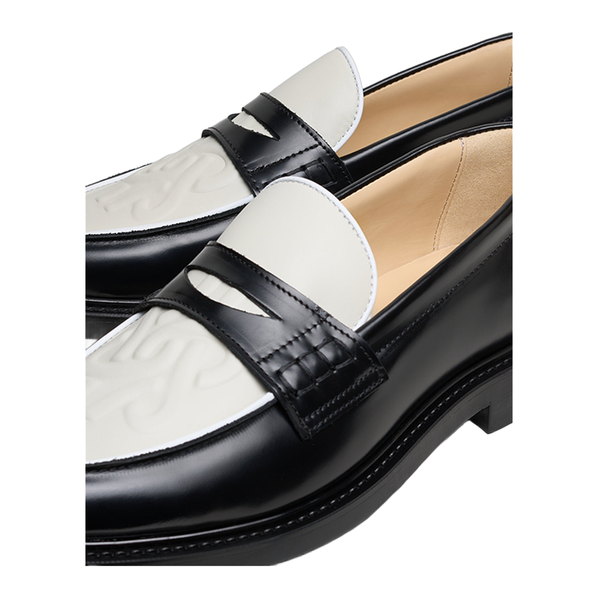 Loafer Gowtu Solid Off White