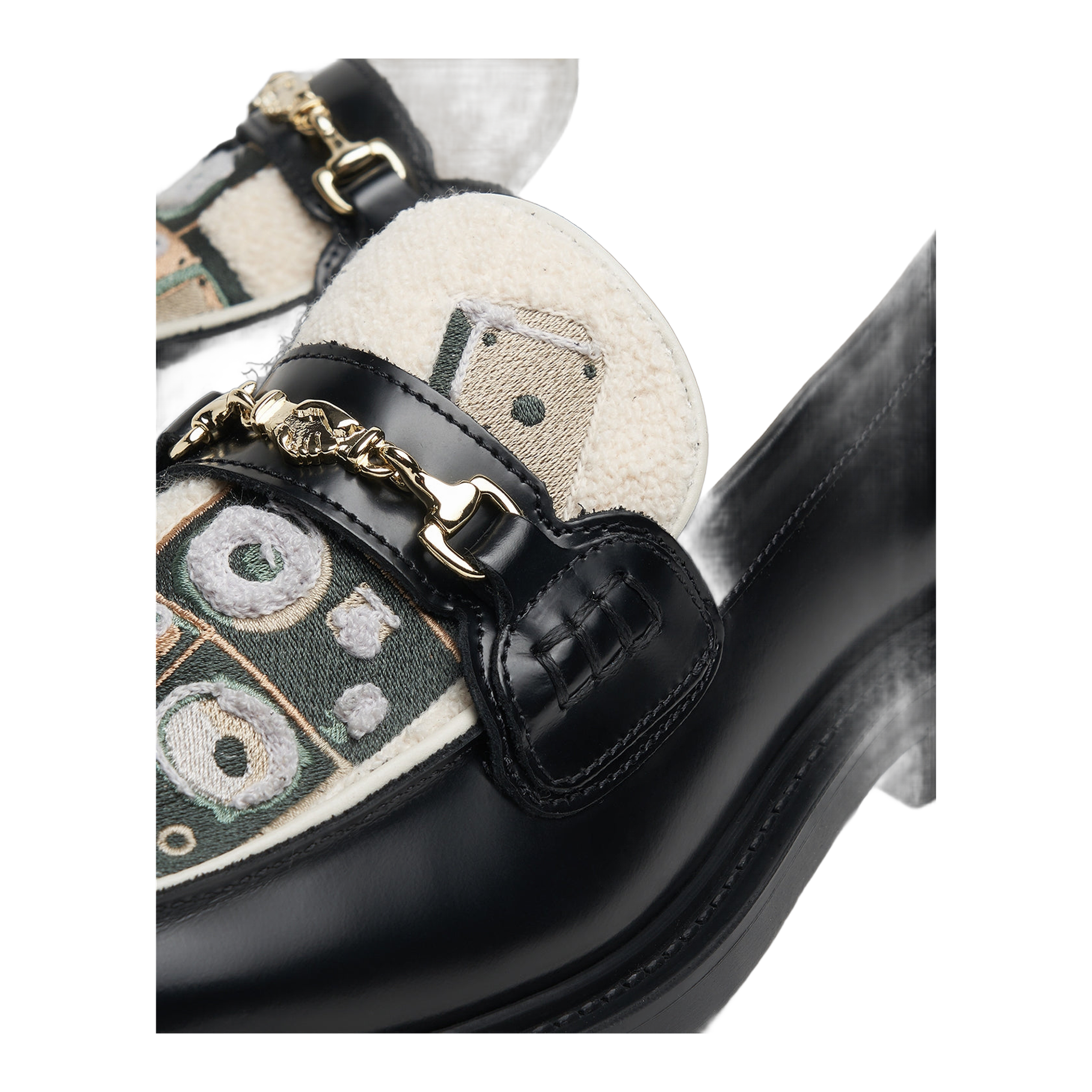 Loafer Speaker Wall Black