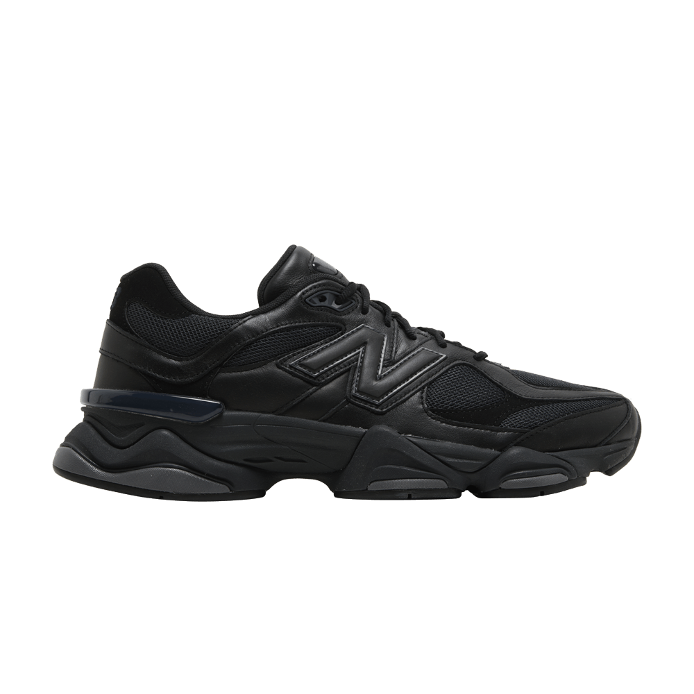 9060 Triple Black Leather