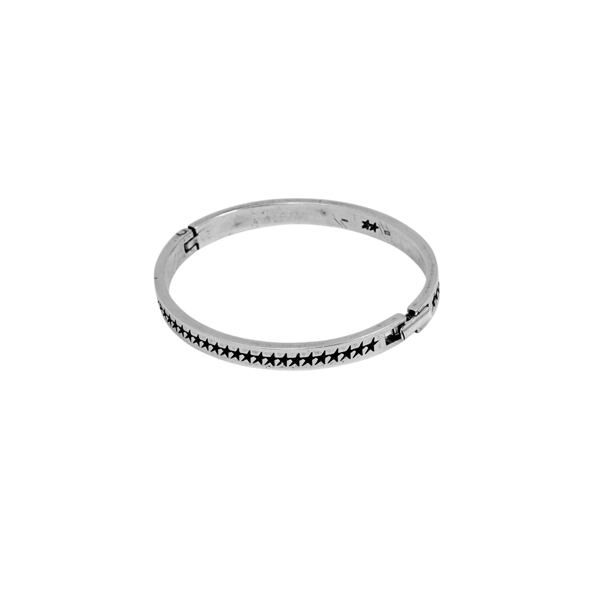 Icon Stars Closed Bangle Silver Large
