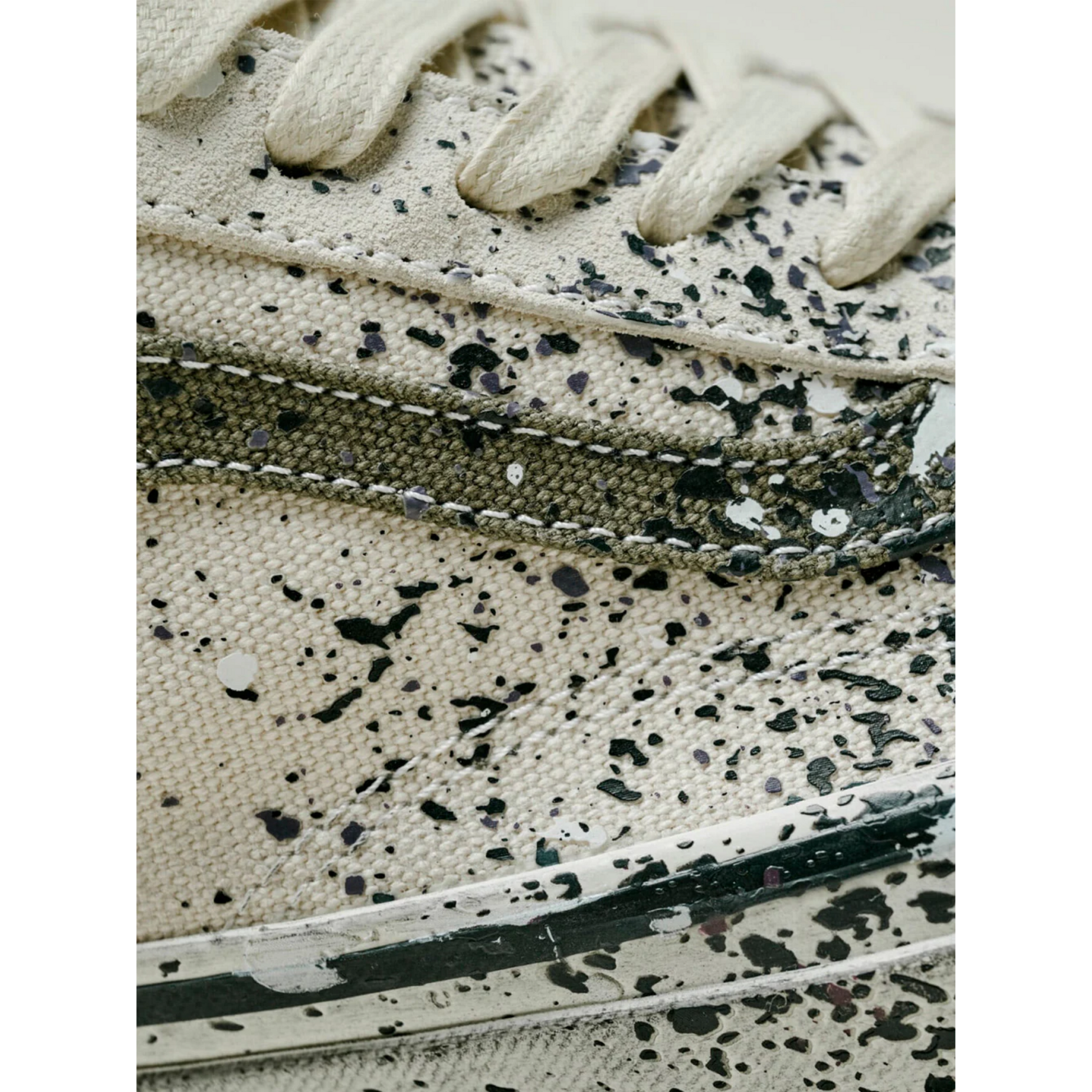 LX Old Skool 36 in Paint Splatter Turtledove