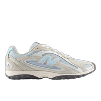 New Balance 204L Linen