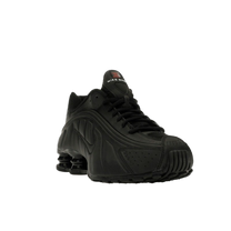Nike Shox R4 Black — kolab