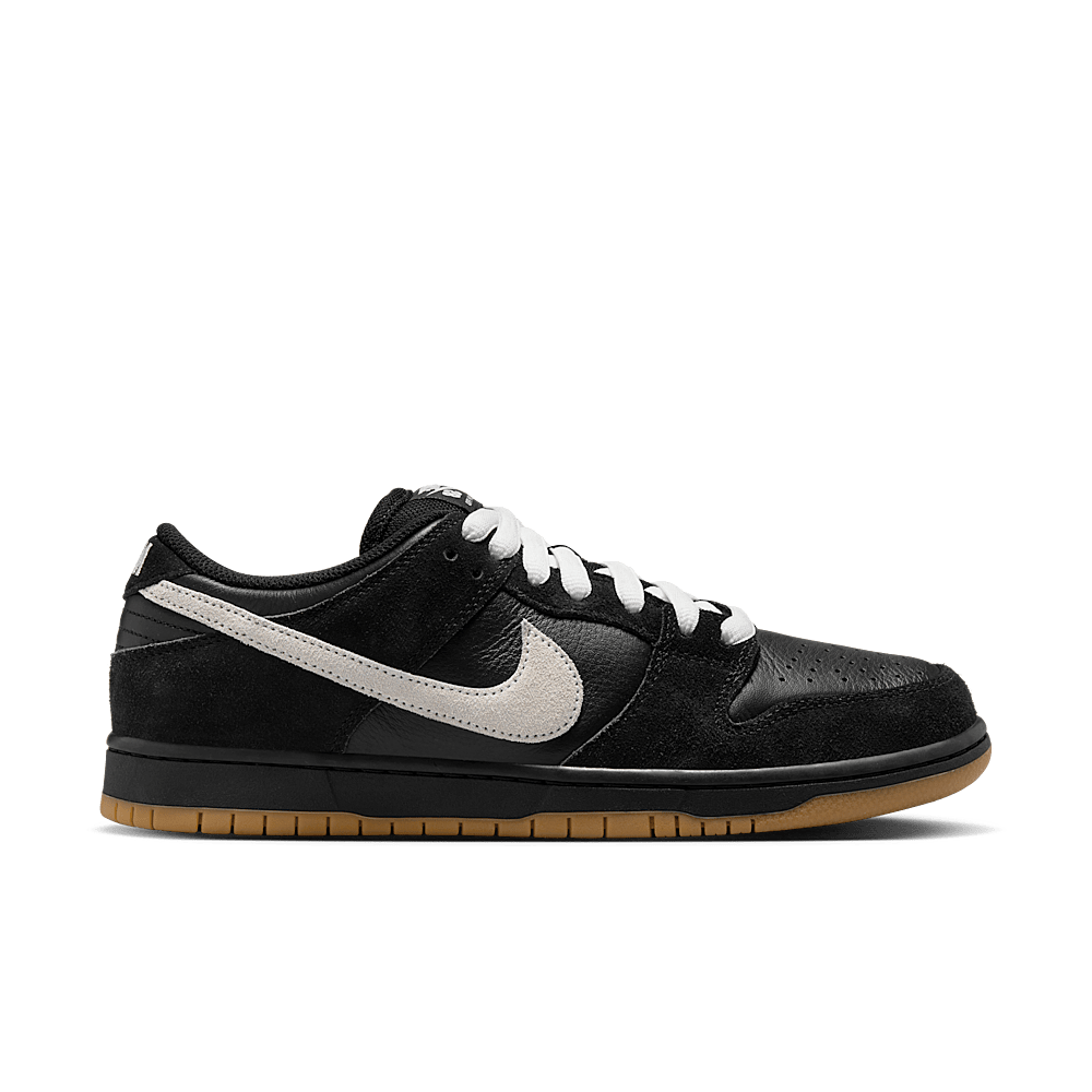 Dunk Low Pro SB Black White Gum