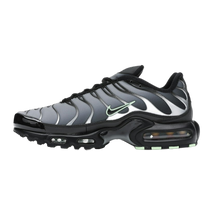 Nike Air Max Plus Black Particle Grey Vapour Green · kolab