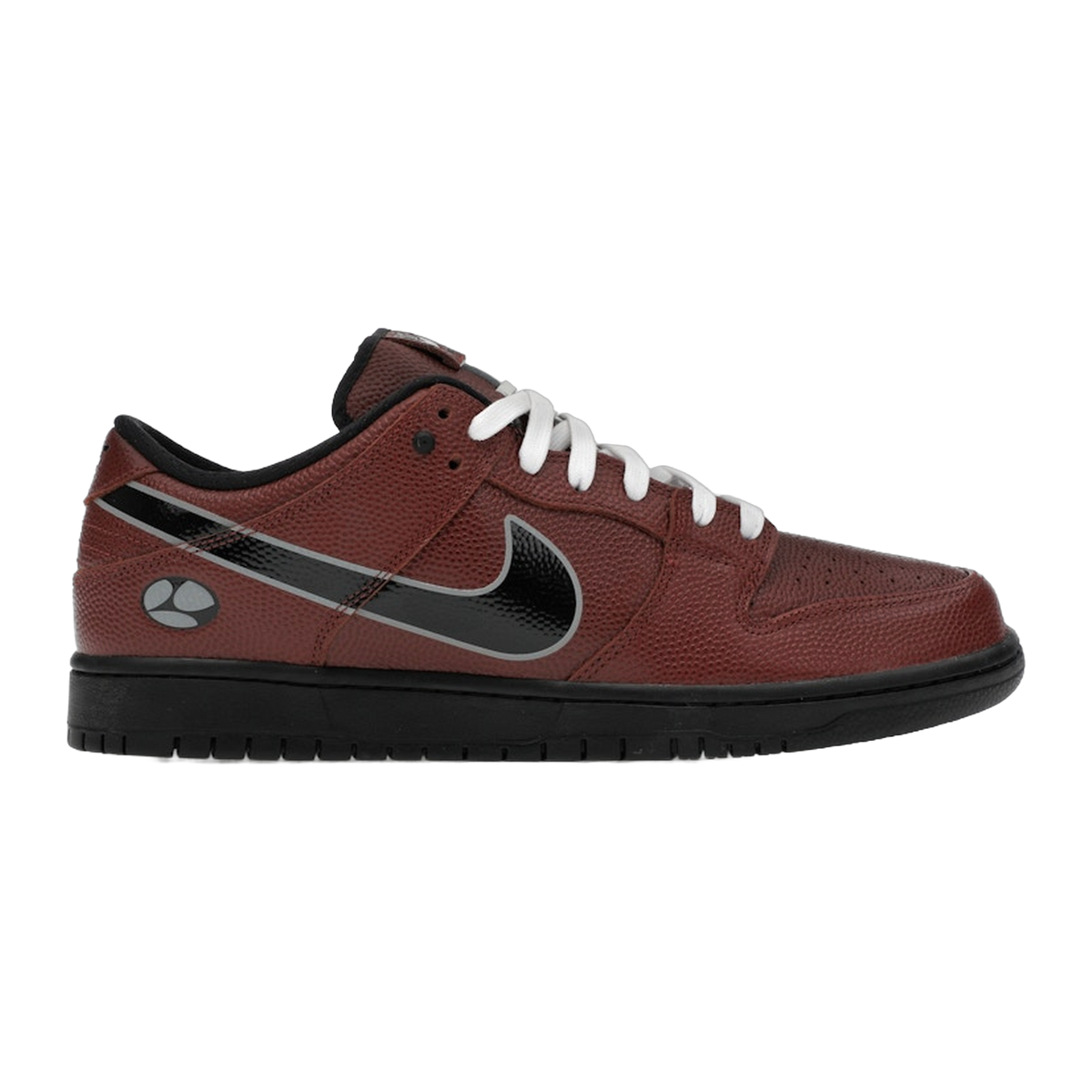 Nike SB Dunk Low Limosine Skateboards — kolab