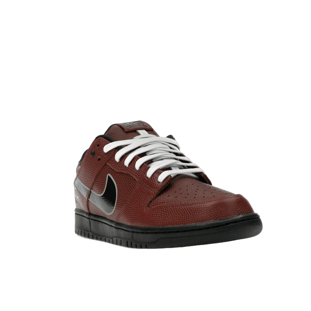 Nike SB Dunk Low Limosine Skateboards — kolab