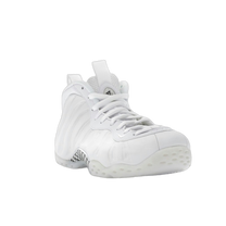 Nike Air Foamposite One Triple White — kolab