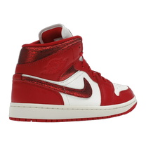 Jordan 1 Mid SE Red Cracked Leather — kolab