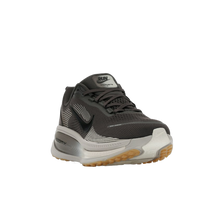 Nike Vomero 18 Medium Ash College Grey · kolab