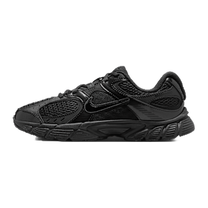 Nike V5 RNR GS 'Triple Black' — kolab