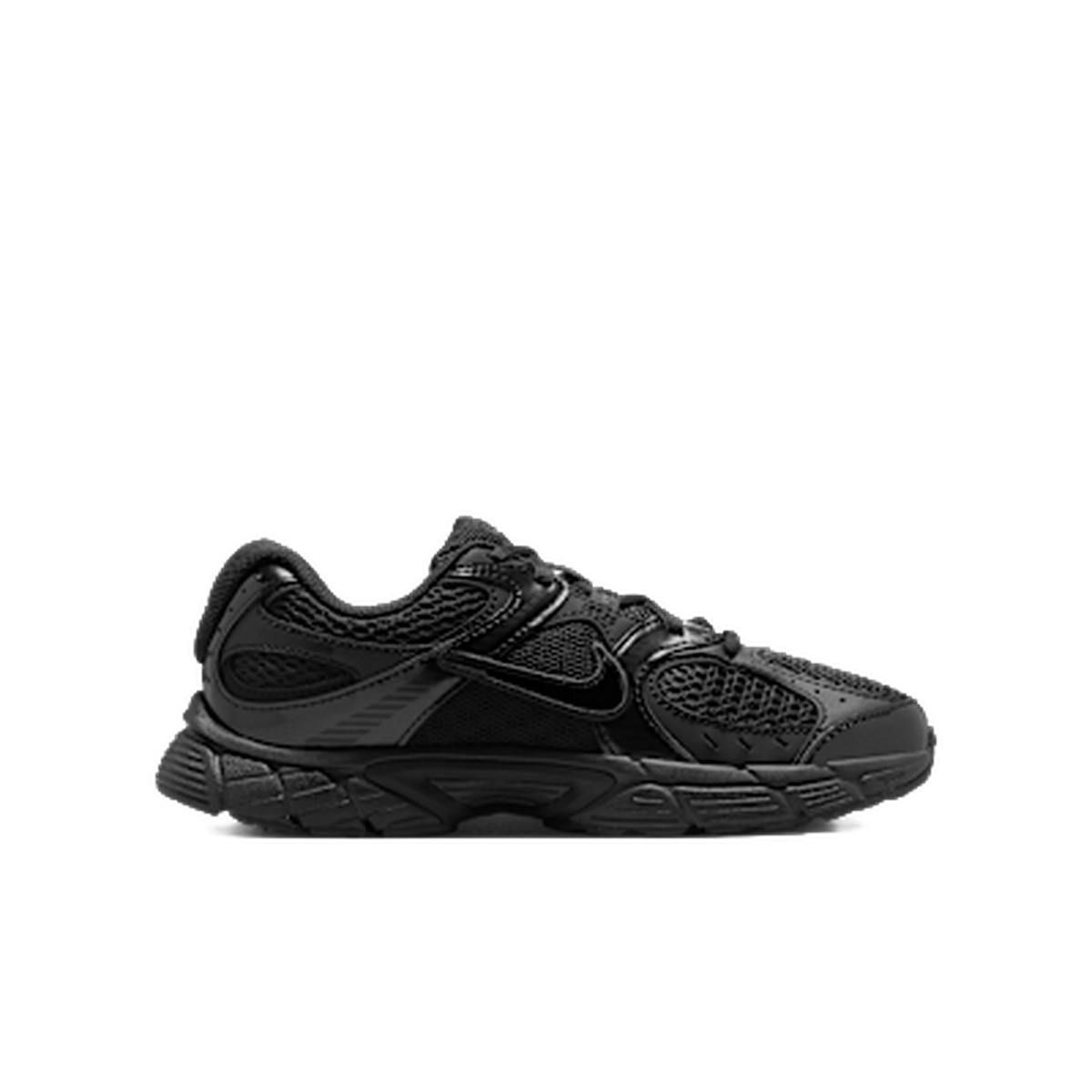Nike V5 RNR GS 'Triple Black' — kolab