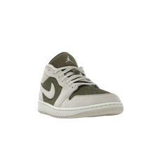 Jordan 1 Low SE Medium Olive Sail · kolab