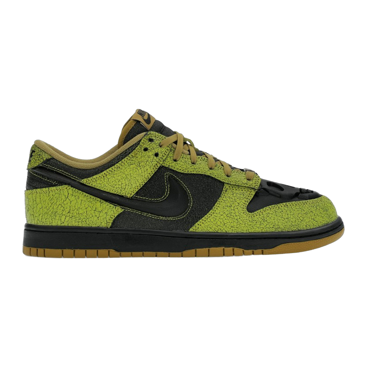 Nike Dunk Low Retro QS Halloween Skull · kolab