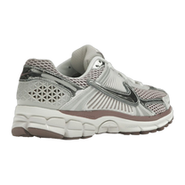 Nike Zoom Vomero 5 Metallic Silver Platinum Violet — kolab