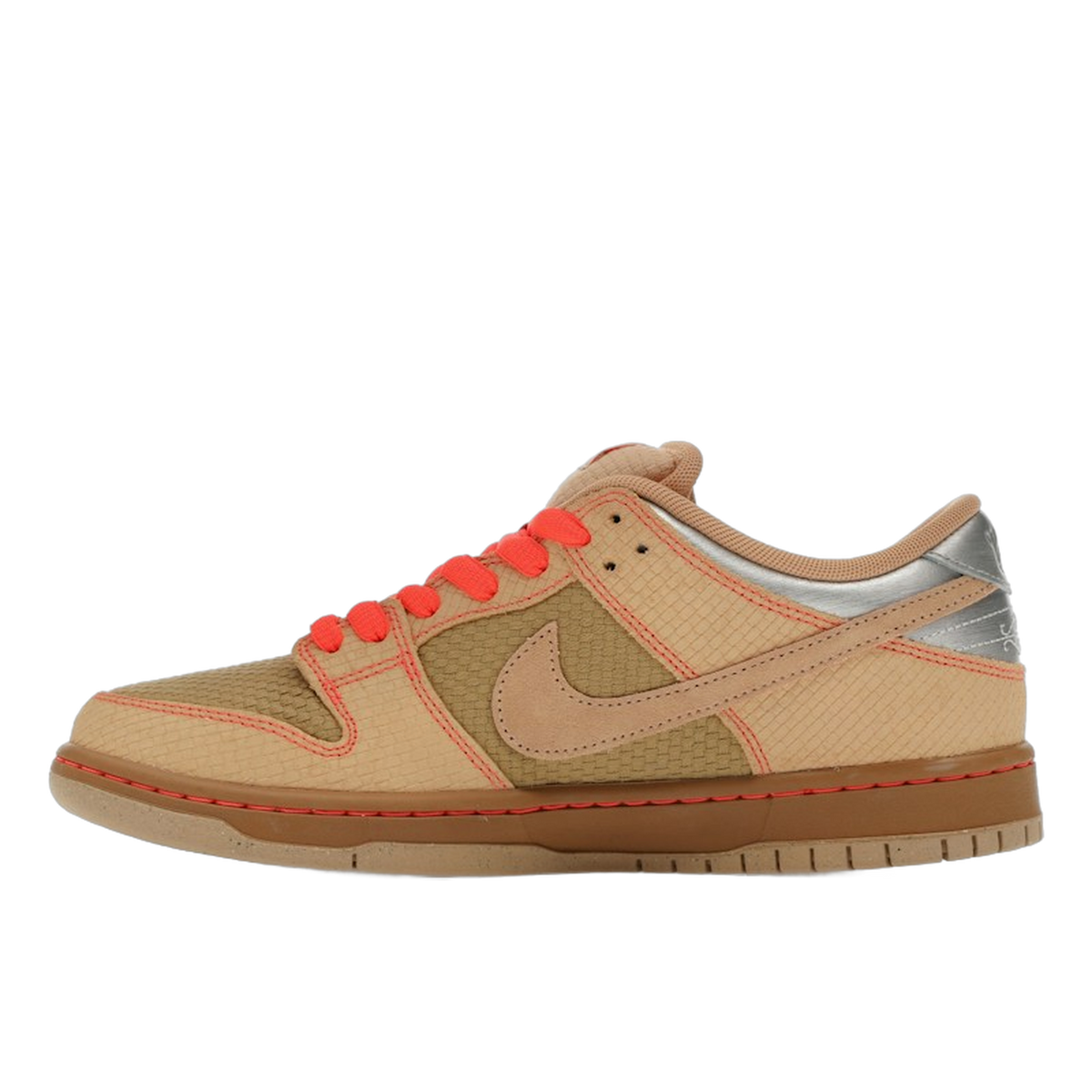 Nike SB Dunk Low Pro Som Tum · kolab