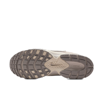 Nike V5 RNR 'Moon Particle Light Brown' — kolab