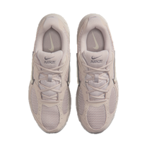 Nike V5 RNR 'Moon Particle Light Brown' — kolab