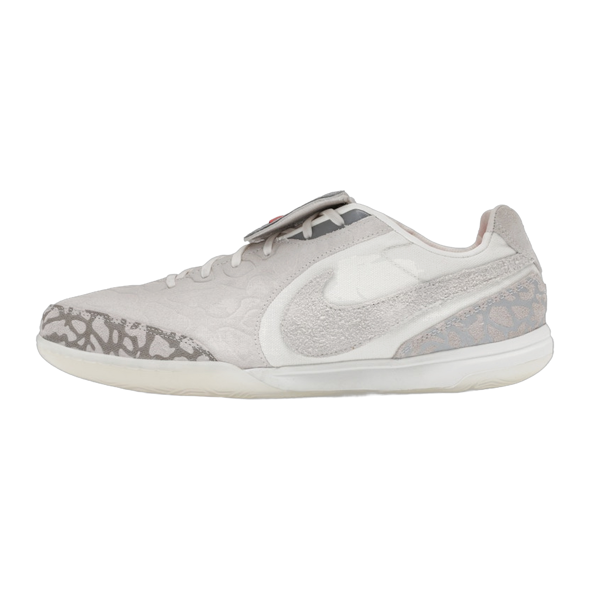 Nike Tiempo Streetgato SE 'Phantom' — kolab
