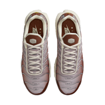 Air Max Plus 'Light Orewood Brown Dark Pony' — kolab