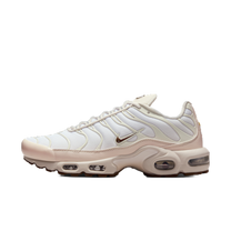 Nike Air Max Plus SE Light Orewood Brown — kolab