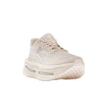 Nike Vomero Premium Chalk — kolab