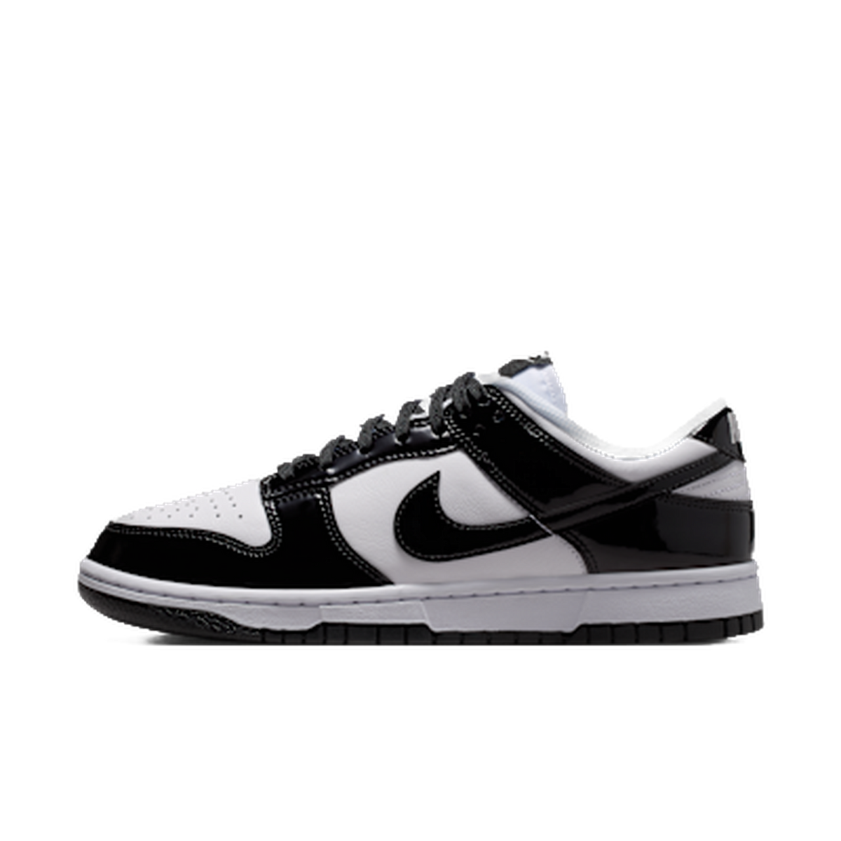 Nike Dunk Low SE Patent Panda · kolab