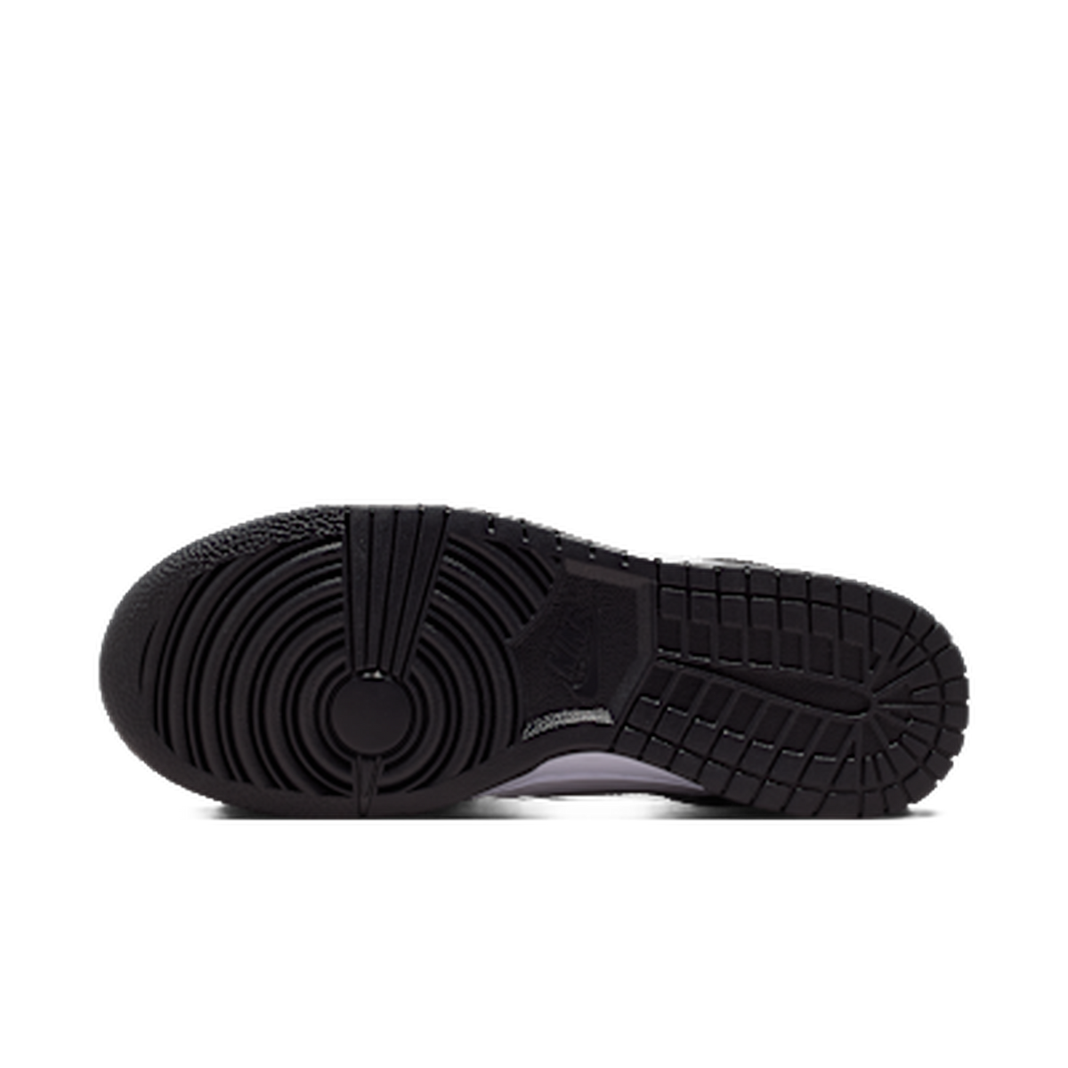 Nike Dunk Low SE Patent Panda · kolab
