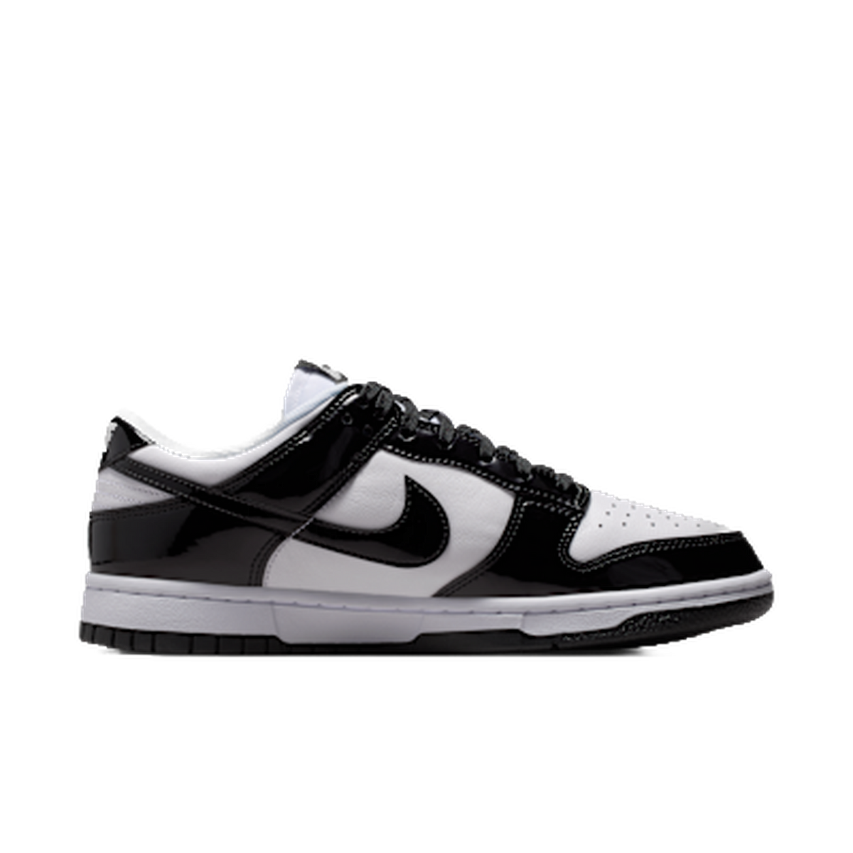 Nike Dunk Low SE Patent Panda · kolab