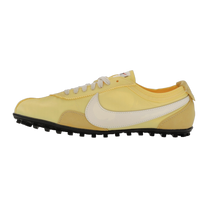 Nike Moon Shoe Soft Yellow — kolab