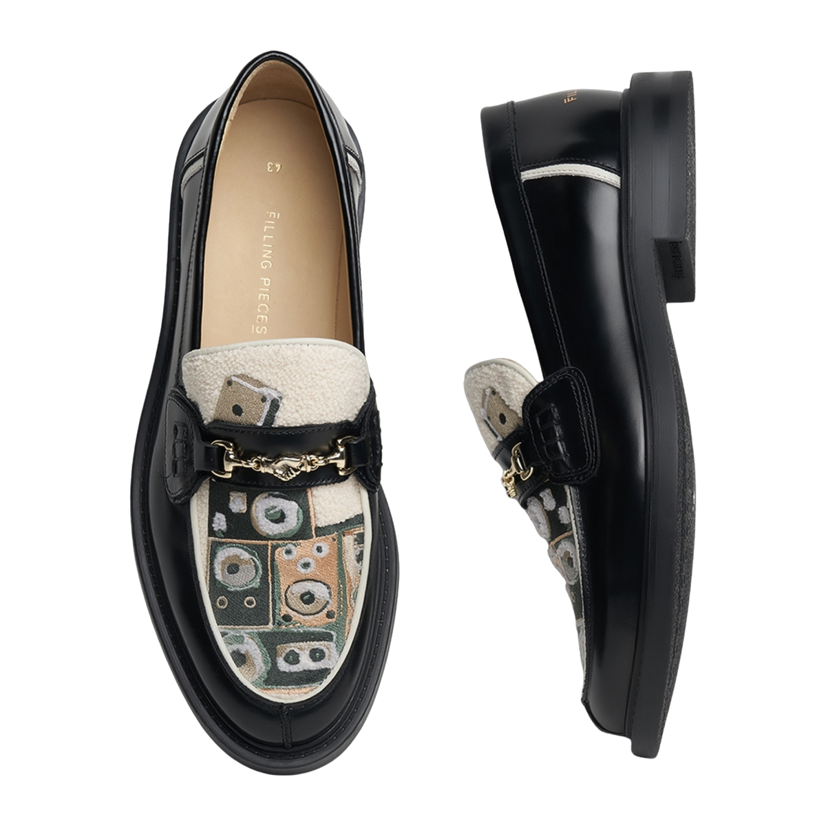 Loafer Speaker Wall Black