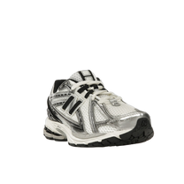 New Balance 1906R Silver Black — kolab