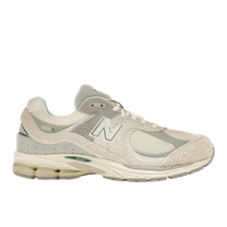 New Balance 2002R Linen — kolab
