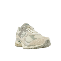 New Balance 2002R Linen — kolab
