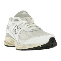 New Balance 2002R White Gold — kolab