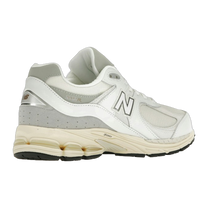 New Balance 2002R White Gold — kolab