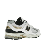New Balance 2002R White Black Gold Metallic — kolab