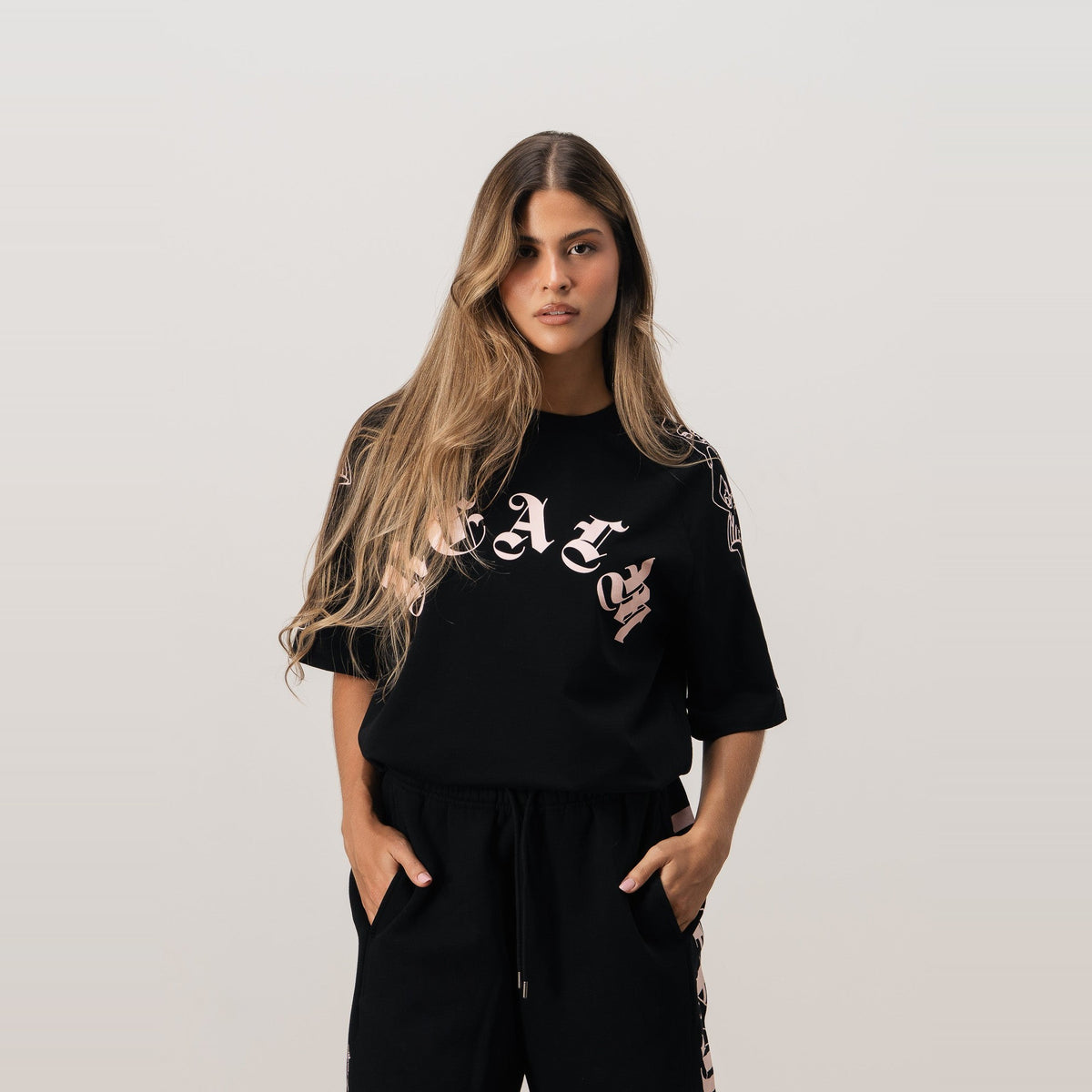 T-shirt Realm OPO Preta