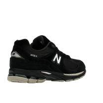 New Balance 2002R Black Oat — kolab