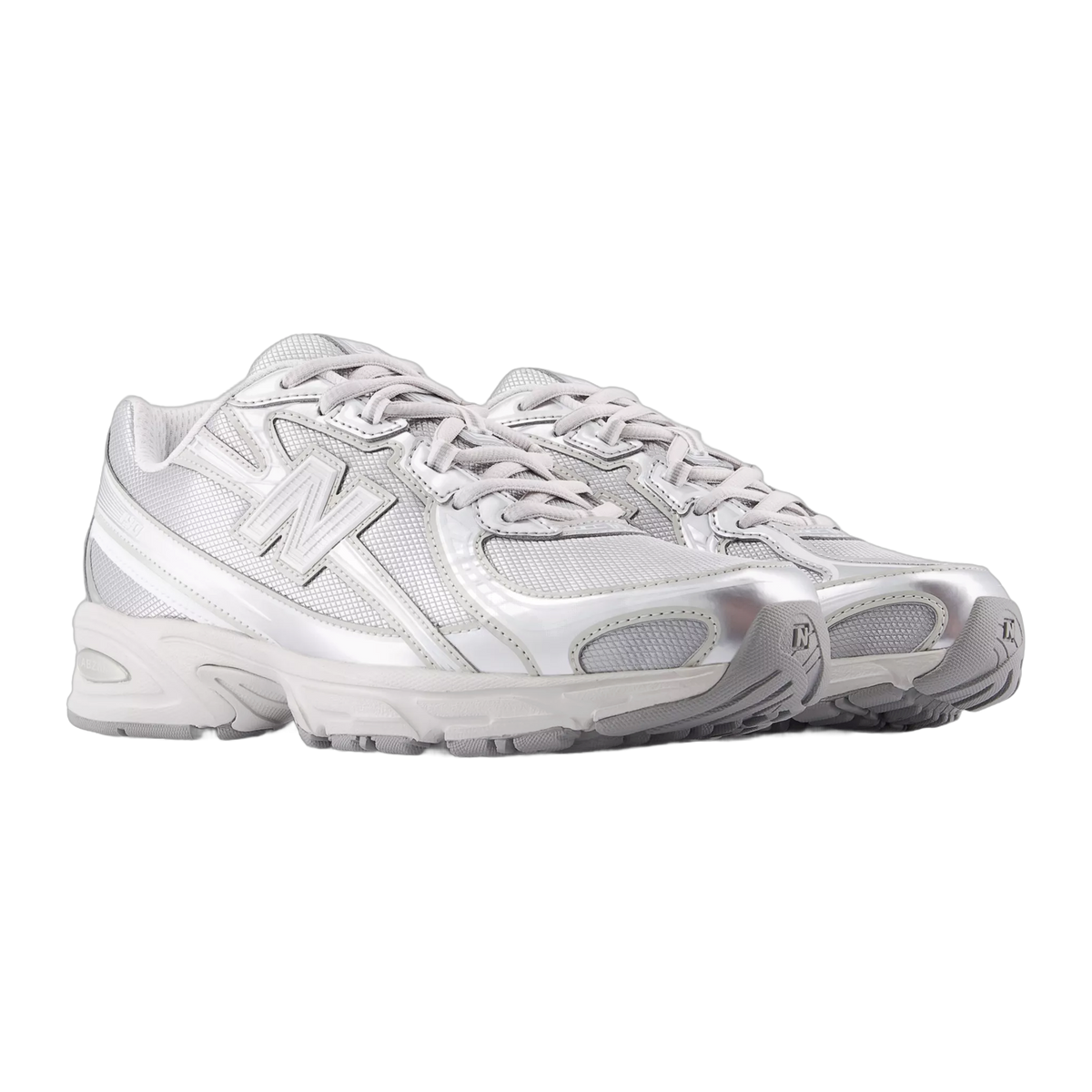 New Balance 740 Metallic Silver — kolab