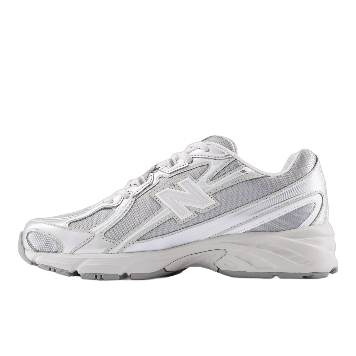 New Balance 740 Metallic Silver — kolab