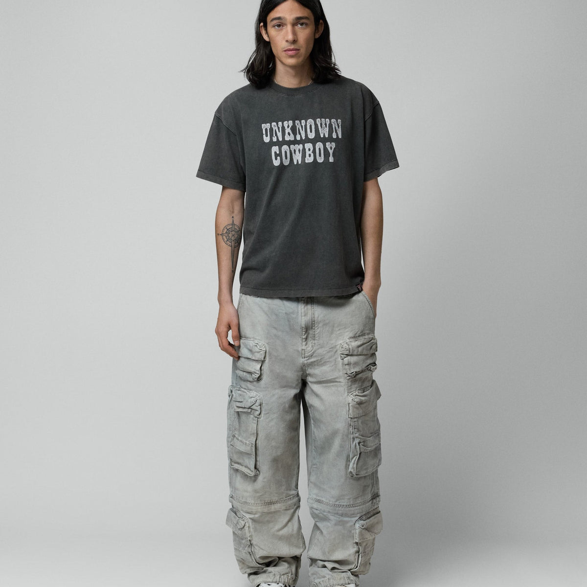 Two Jeys Unkown Tee Black